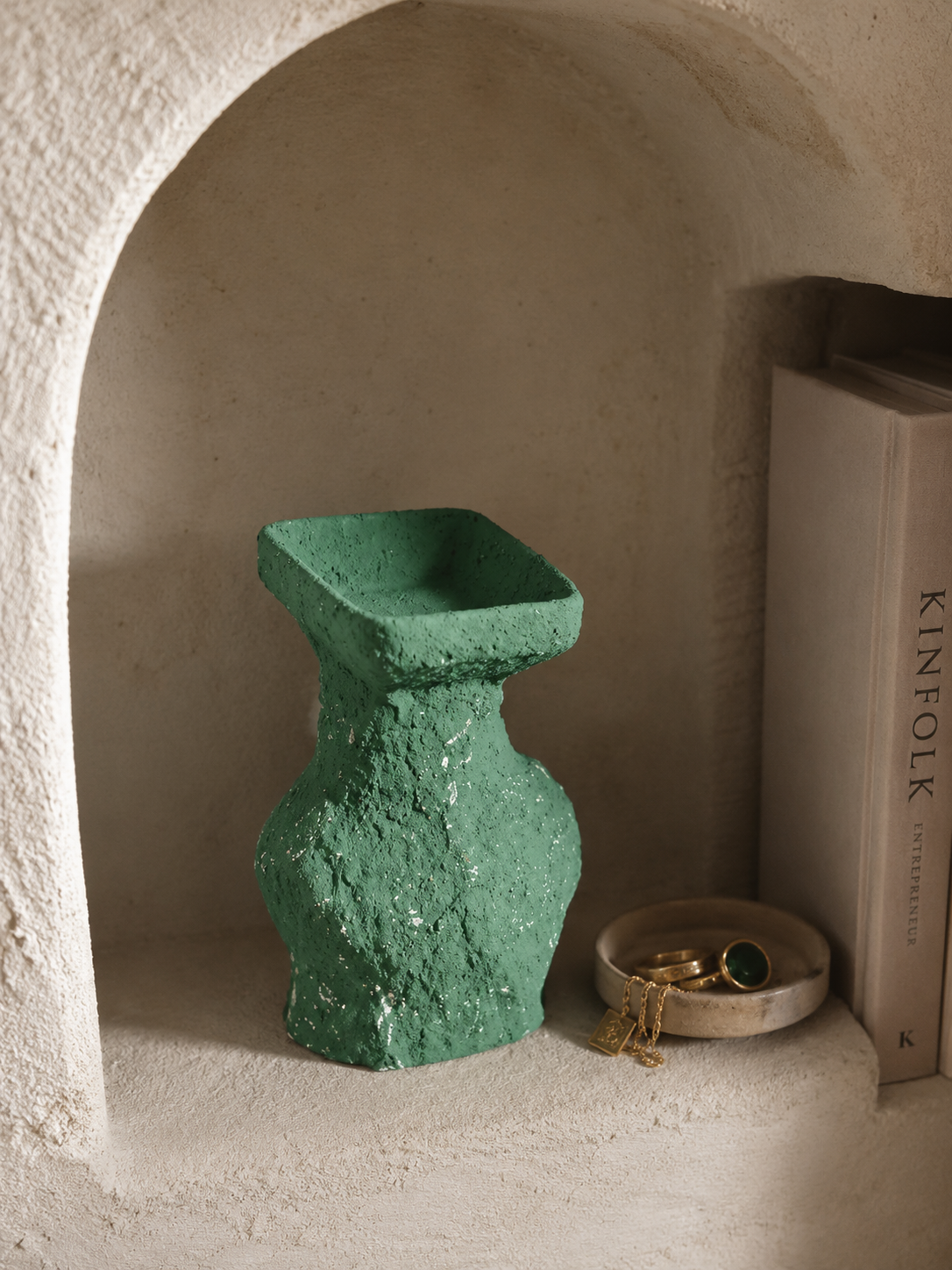 Moosform — Skulpturale Mini-Vase